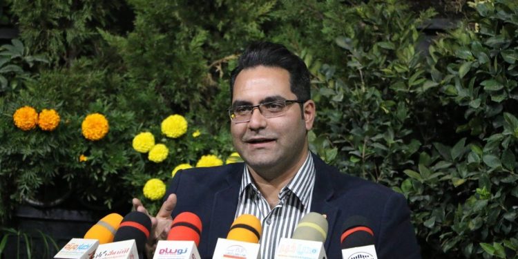 بازار گل در غرب تهران افتاح شد