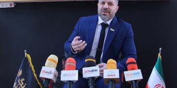 هلدینگ ایرانیان دهمین اپراتور رسمی پیامک کشور شد