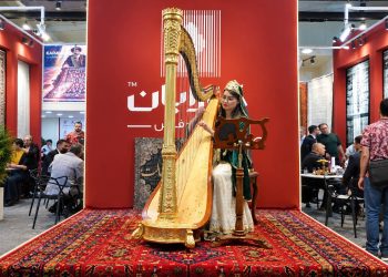 «فرش کارایان» با تکیه بر تولید داخلی و کیفیت حضور یافت